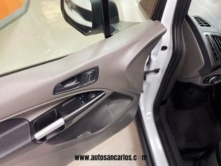 Ford Transit Connect 3 plazas POCOS KILOMETROS!