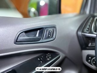 Ford Transit Connect 3 plazas POCOS KILOMETROS!