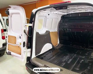 Ford Transit Connect 3 plazas POCOS KILOMETROS!