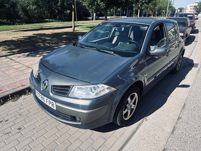 Renault Megane 2007 - foto 1