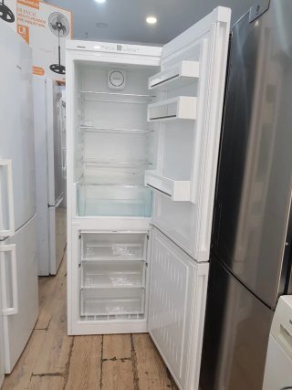 Nevera Liebherr Blanca
