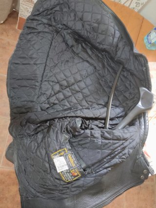 Chaqueta de cuero para moto