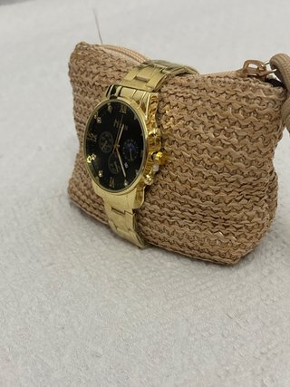 Reloj IKON Negro y Dorado