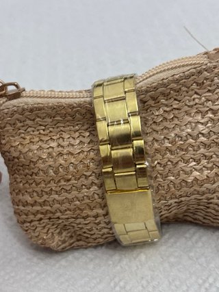 Reloj IKON Negro y Dorado
