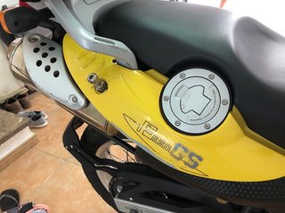 BMW F650GS Amarilla