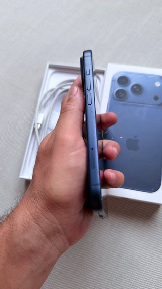 iPhone 17 Pro 256GB Azul Casi Nuevo