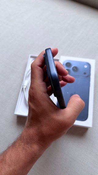 iPhone 17 Pro 256GB Azul Casi Nuevo