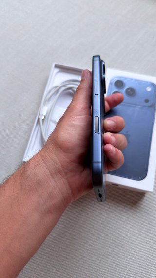 iPhone 17 Pro 256GB Azul Casi Nuevo