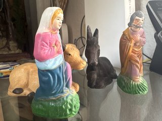 Lote Figuras loza Belén Nacimiento misterio
