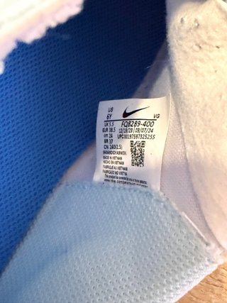 Zapatilla Fútbol Sala Nike Blanca y Azul