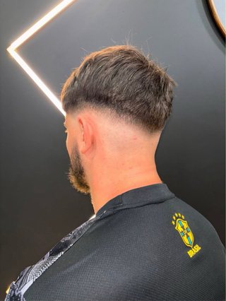 Corte de pelo a niños y caballeros