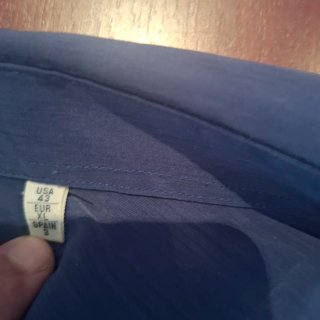 Camisa azul de verano con boton recambio  fresca