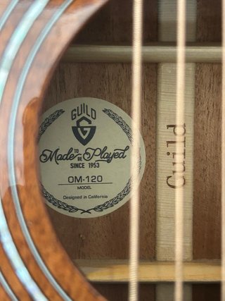Guitarra Acústica Guild OM-120