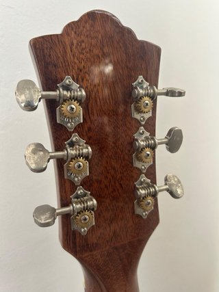 Guitarra Acústica Guild OM-120
