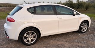 SEAT Leon 1.6 Tdi con Garantia y TALLER