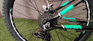Bicicleta 24 B'TWIN Negra y Turquesa