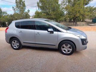 Peugeot 3008 2012