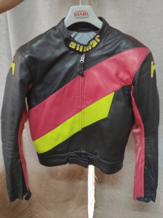 Mono de moto cuero negro y rojo