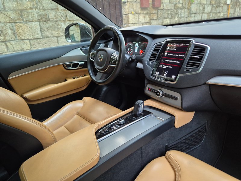 Volvo XC90 2020, foto 14
