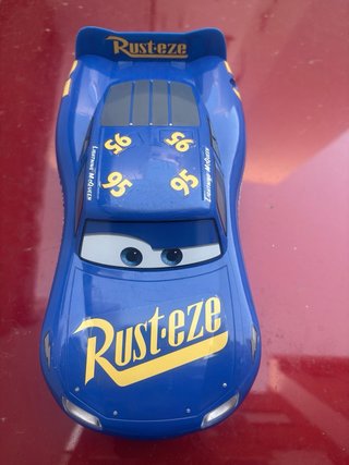 Coche teledirigido Rayo McQueen Rust-eze