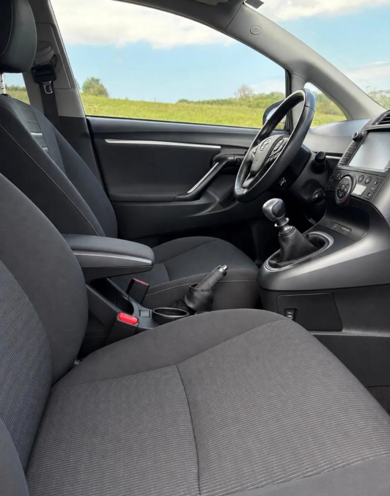 Toyota Corolla Verso 2017, foto 12