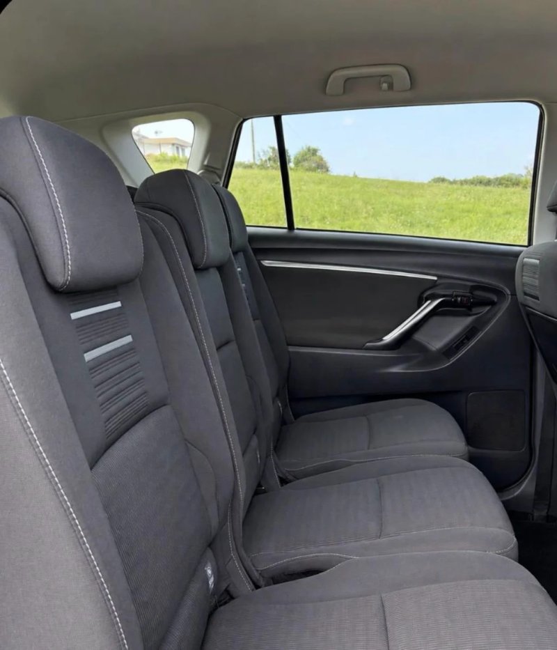 Toyota Corolla Verso 2017, foto 35