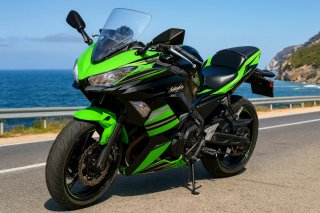 Alquiler Kawasaki Ninja 650 KRT Edition