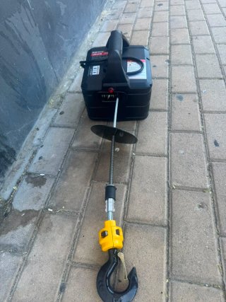 Cabestrante Eléctrico VEVOR 1100 lbs