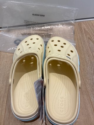 Crocs Bayaband Clog Talla 41-42 Beige/Azul