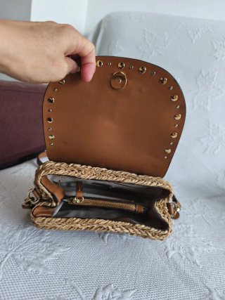 Bolso de rafia con detalles en piel