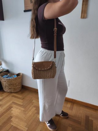Bolso de rafia con detalles en piel