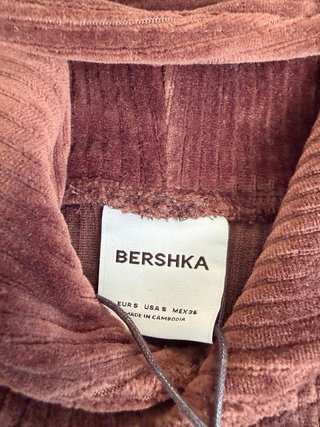 Sudadera Bershka pana marrón Talla S