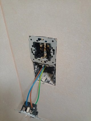 ELECTRICISTA