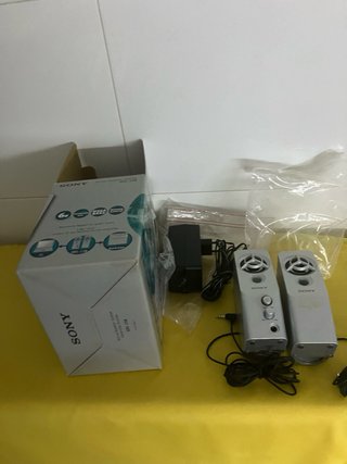 OPOR.2 . SIN ESTRENAR.SONY.55€ 2 Altavoces