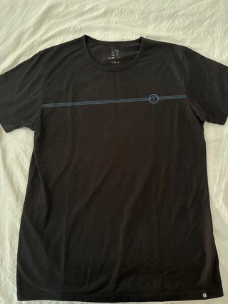 Camisa Negra Hang Ten