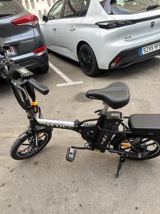 Bicicleta eléctrica plegable 16 AVOL