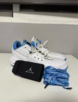 Zapatillas Jordan Max Aura 5 compradas en Japón.
