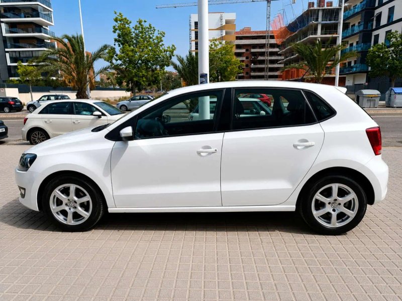 Volkswagen Polo 2011 - foto 1