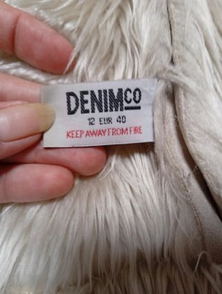 Cazadora de terciopelo