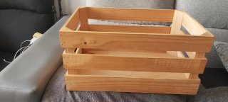 Caja de madera rústica como nueva Madera fuerte.