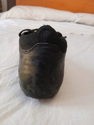 Zapatillas Fútbol Puma Future Negras/Grises