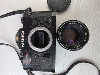 Yashica TL Electro X + Yashinon DS-M AUTO