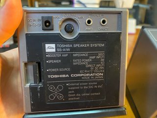 Altavoces Toshiba SS-A1W (Power Booster Walkman)
