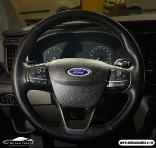 FORD CUSTOM 9 PLAZAS CON 2 AÑOS DE GARANTIA