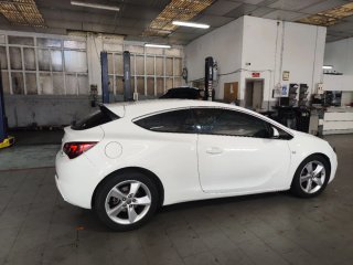 Opel Astra 2013
