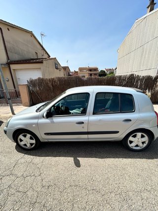 Renault Clio 2004