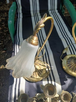 Lámparas de mesa vintage dorada y blanca