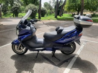 Suzuki Burgman 650 Executive Azul
