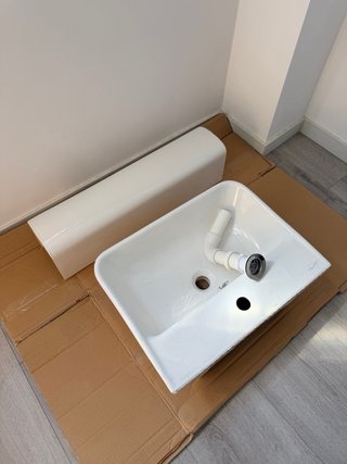 Lavabo de baño de porcelana
