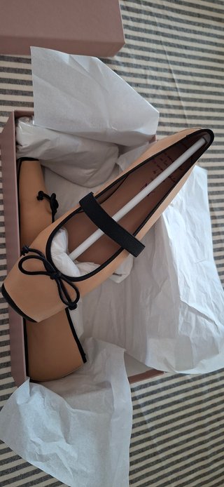 Bailarinas Miuxa Beige y Negro Talla 38
